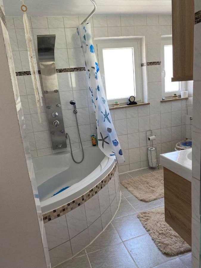 Ferienwohnung Zur Roni Treuchtlingen Exterior foto